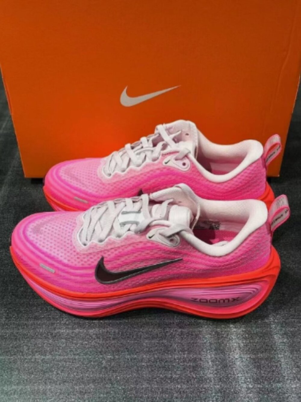 Nike Vomero Plus Hyper Pink Bright Crimson Women's "MULTIPLE SIZE"